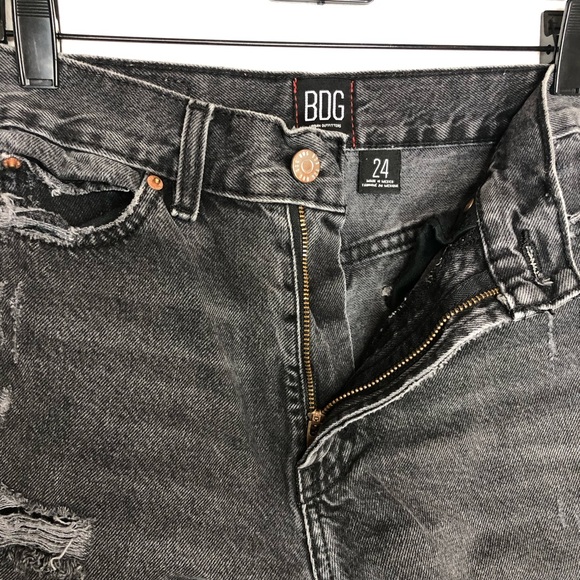 Urban Outfitters BDG A-Line Shorts Washed Black Raw Hem Distressed Short Size 24 - Picture 10 of 16